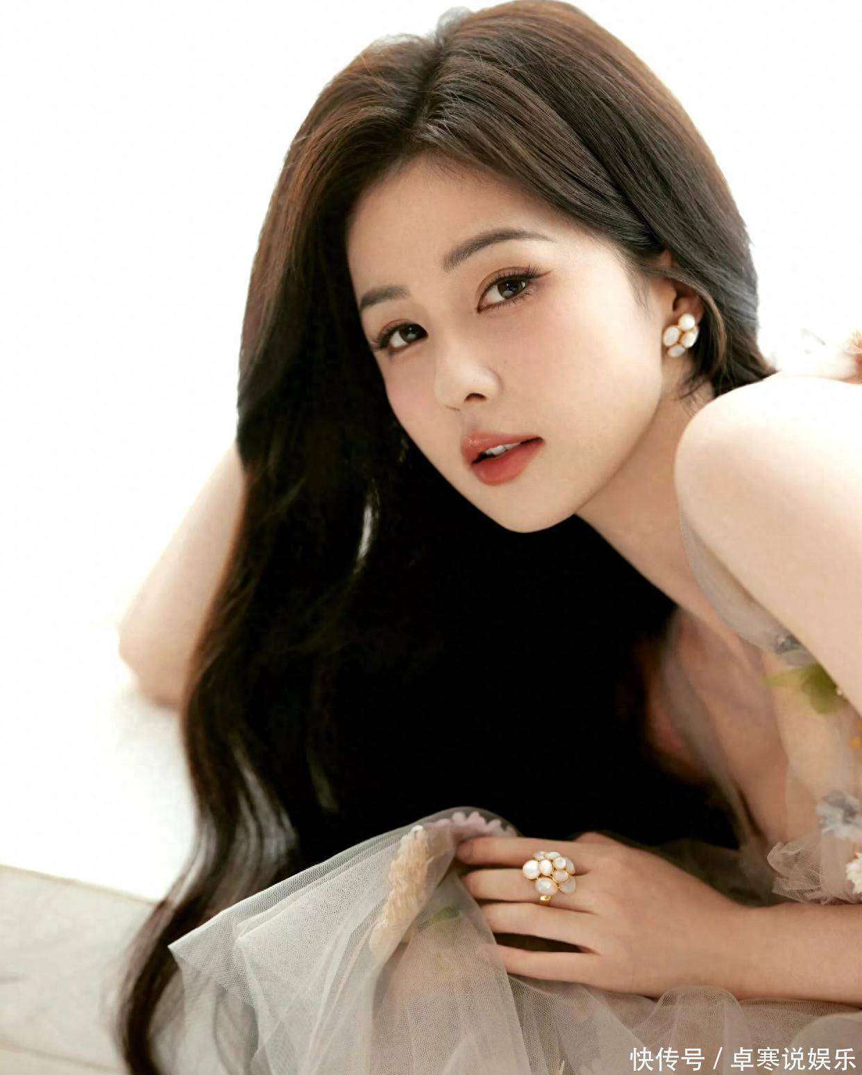 紧急预警！白鹿美得有点不讲武德内娱颜霸这波真超标了